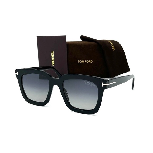 Authentic New - Tom Ford SARI FT0690 01D Black / Gray Polarized 52mm  Sunglasses - Picture 3 of 9